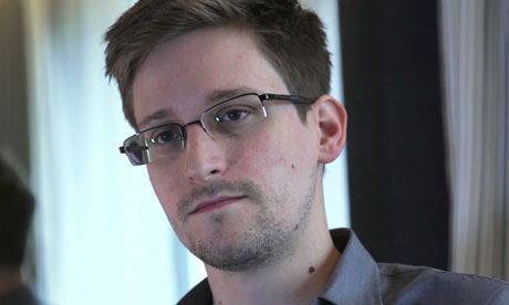 Edward Snowden09