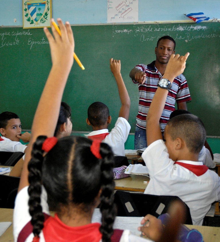 Niños escuelas cubanas