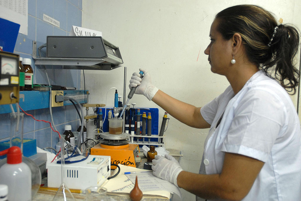 Laboratorio de microbiología del Centro de Inmunología y Biopreparados de Holguín (CIBHO)