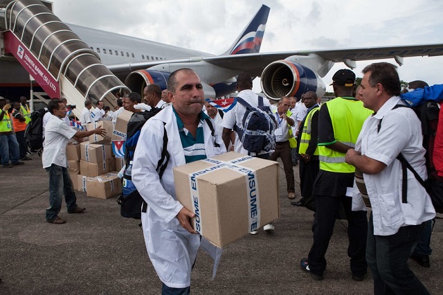 Médicos cubanos por el mundo-colaboración