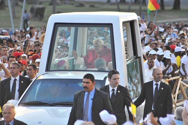 Benedicto XVI en Visita Pastoral - 05