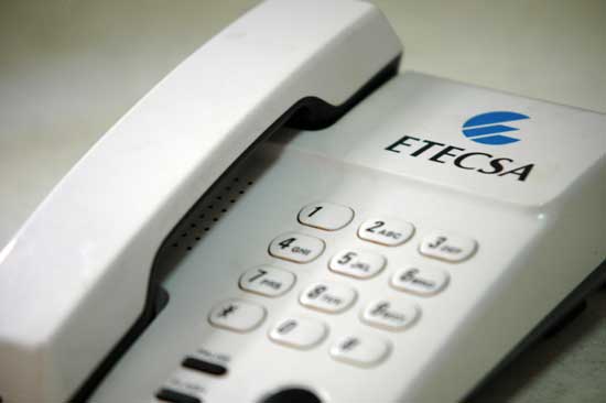 Teléfono fijo de ETECSA