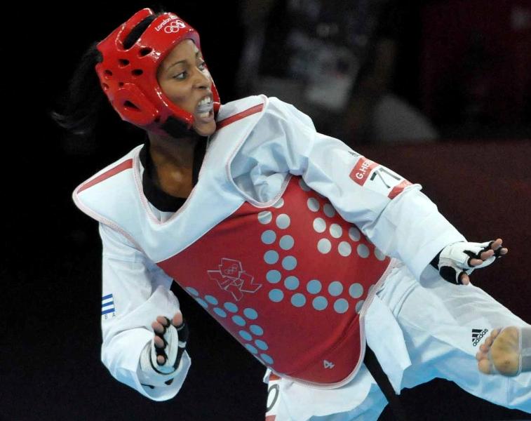 Glenhis cayó en la semifinal Glenhis cayó en la semifinal