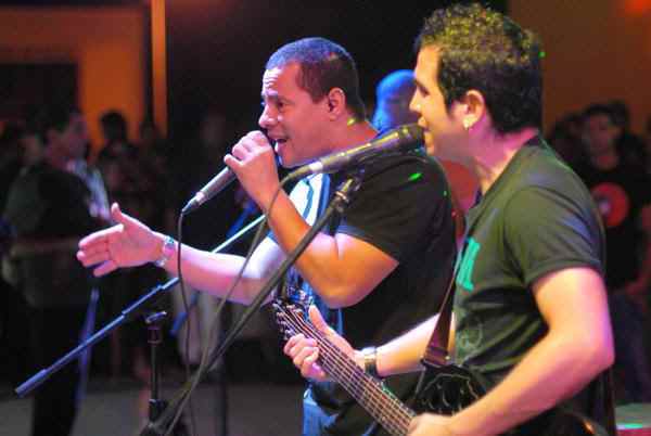 Buena Fe de gira con la FEU Buena Fe de gira con la FEU