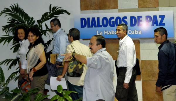 Reanudan dialogo de paz, Colombia FARC-EP