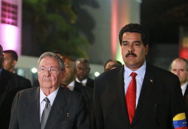 Raúl y Maduro 01