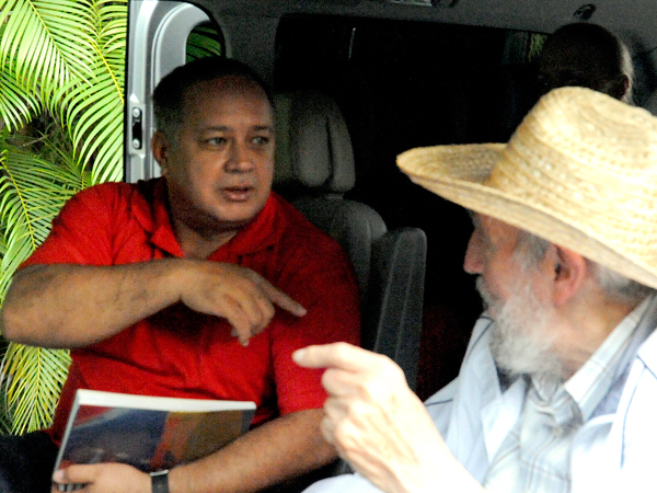 Fidel y Diosdado Cabello