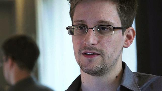 Edward Snowden 00X Edward Snowden 00X