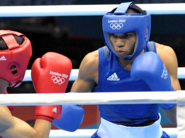 Yosbany Veitía (D) Yosbany Veitía (D)