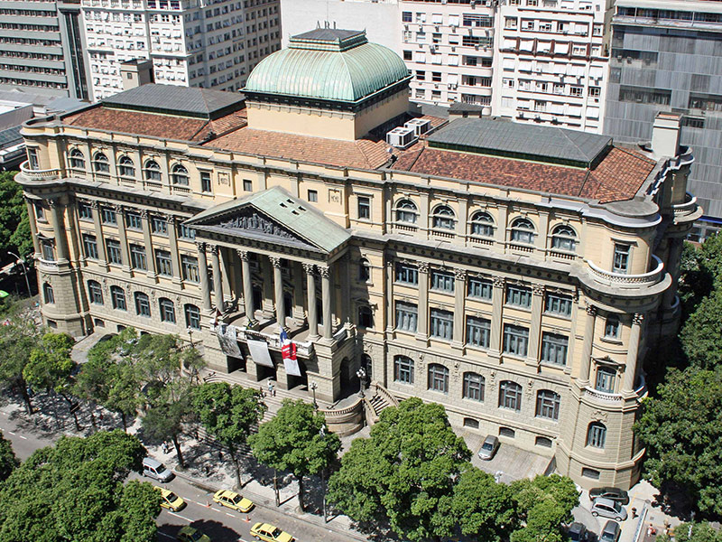 Biblioteca Nacional Brasil 01
