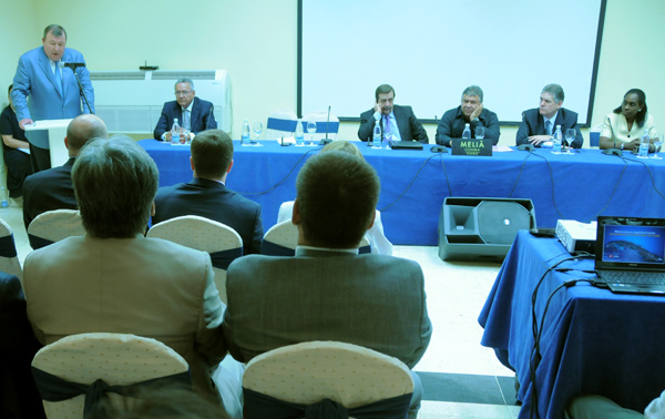 Ejecutivo del Banco Internacional Ejecutivo del Banco Internacional