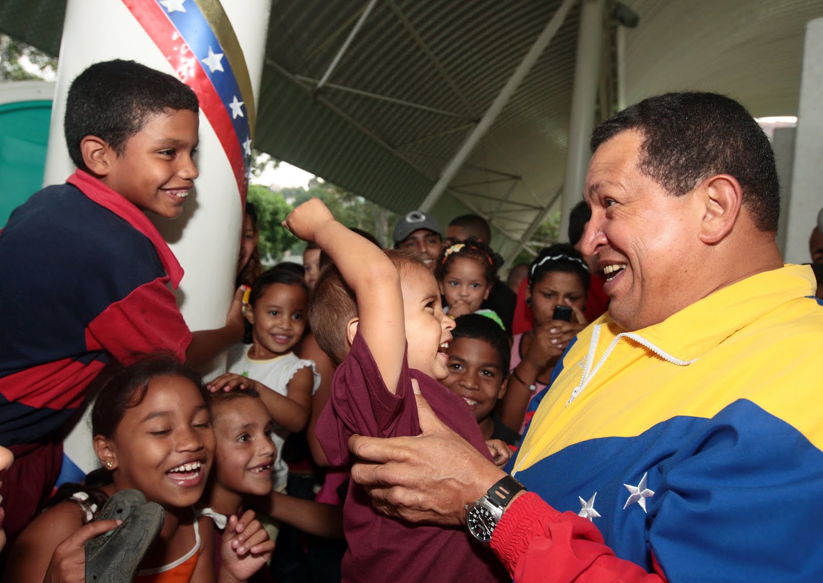 Chávez y los niños
