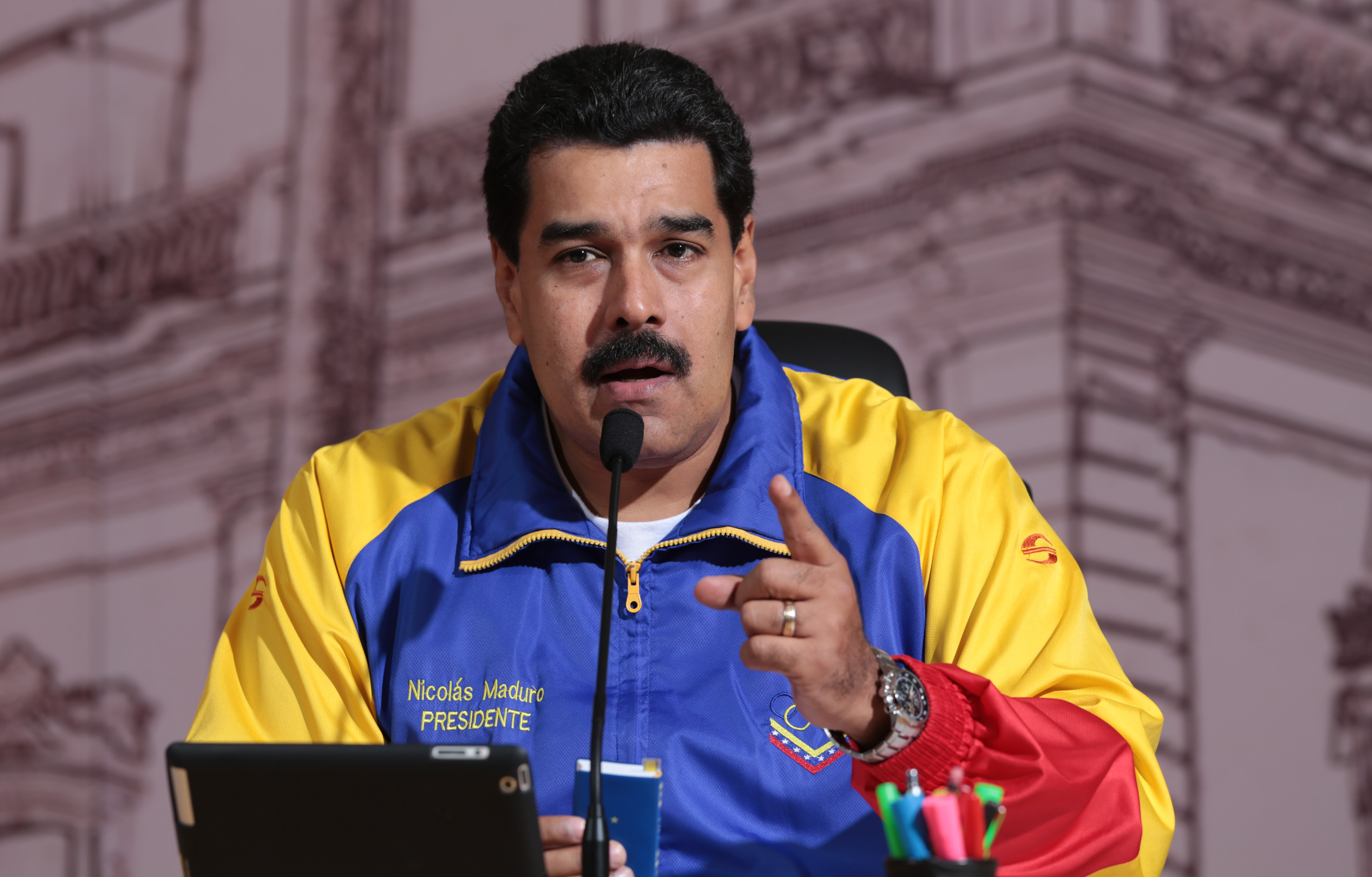 Nicolas maduro-Carta a loscinco Nicolas maduro-Carta a loscinco
