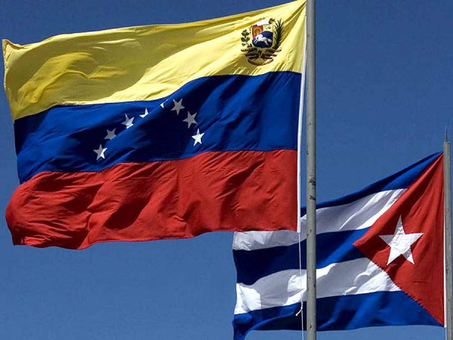 Banderas Cuba-Venezuela