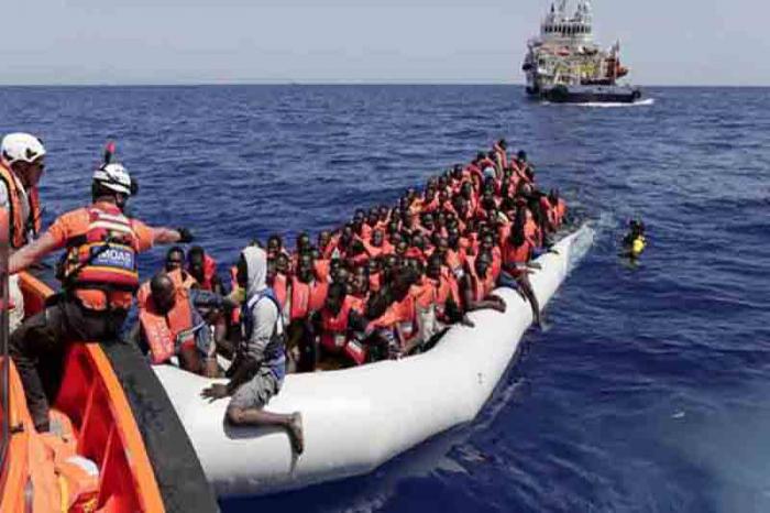 Inmigrantes a Italia Inmigrantes a Italia