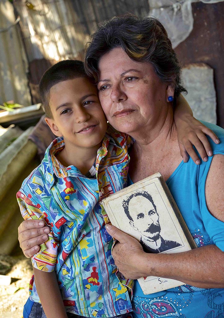 Relaciones madre-hijo Relaciones madre-hijo