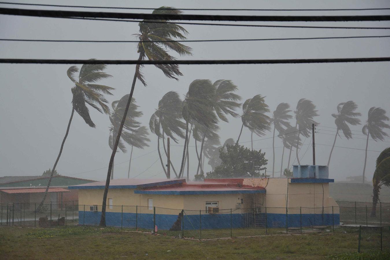 Imagen de la Playa Santa Lucia, en Camagúey, la mañana del 8 de septiembre de 2017, durante la cercanía del huracán Irma por la costa norte de Cuba.