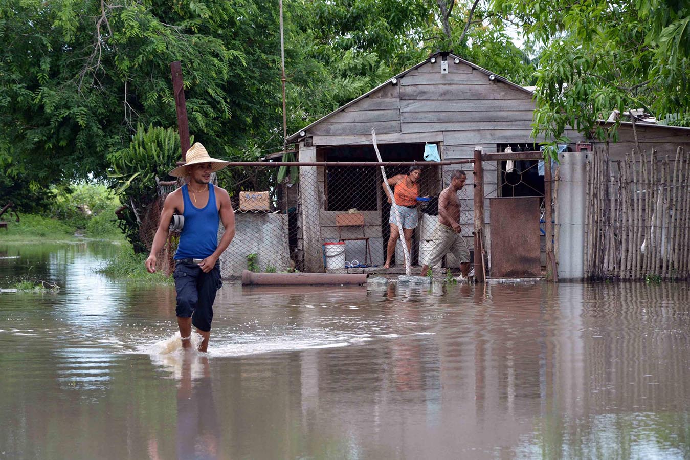 Continúan las inundaciones producidas por los escurrimientos de las precipitaciones provocadas por el huracán Irma, en el municipio de Río Cauto,provincia Granma, Cuba, 11 de septiembre de 2017.