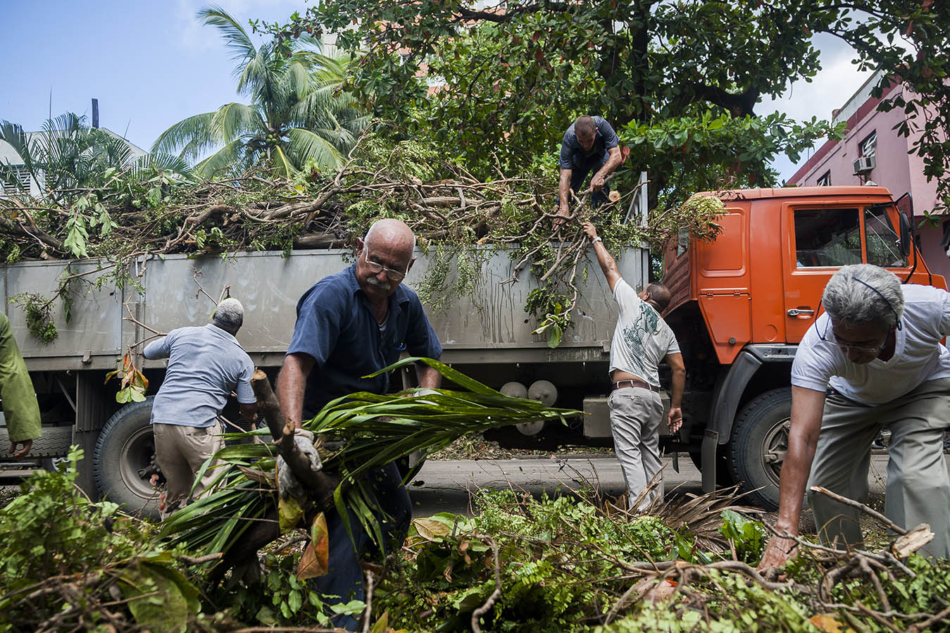 Labores de recuperacion luego de Irma Labores de recuperacion luego de Irma