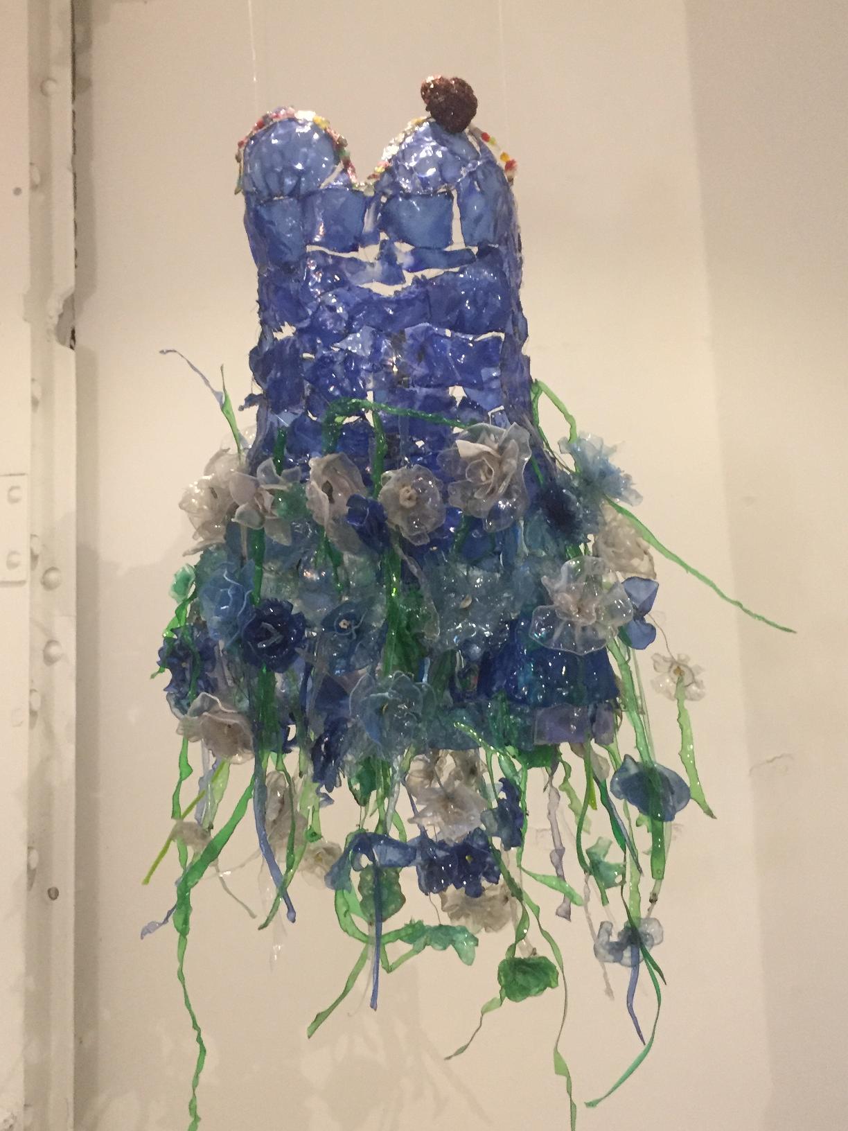 Exposición mujer escucha- Adriana Gatti-FAC-2