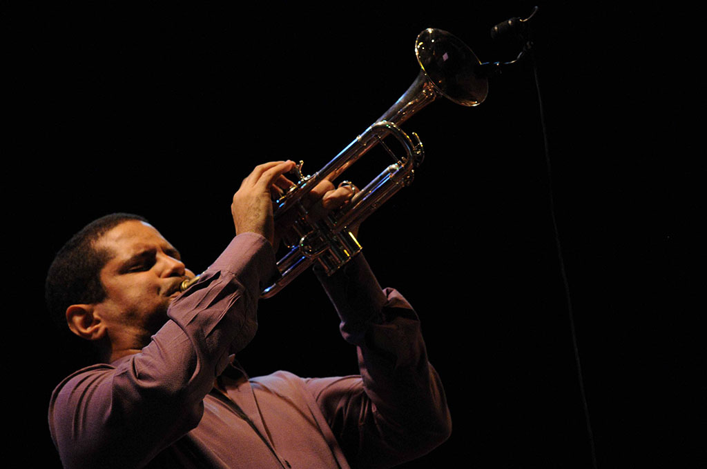 Jojazz, Yasek Manzano Jojazz, Yasek Manzano