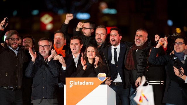 Ciutadans gana elecciones catalanas Ciutadans gana elecciones catalanas