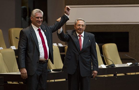 Raúl Castro-Miguel Díaz Canel-Asamblea Constitutiva-Presidentes