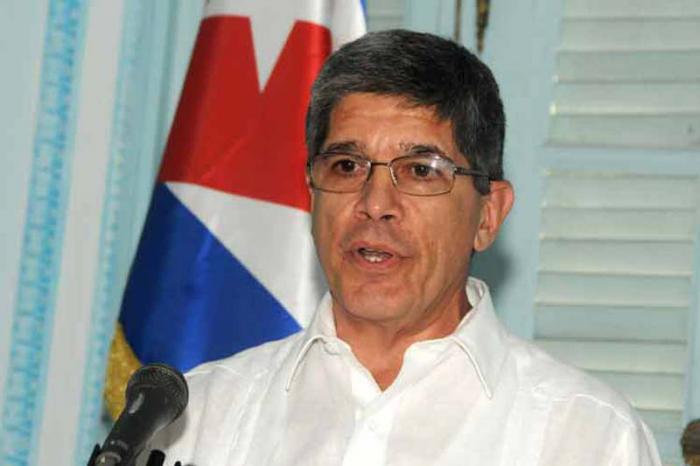 Carlos Fernández de Cossío prensa latina