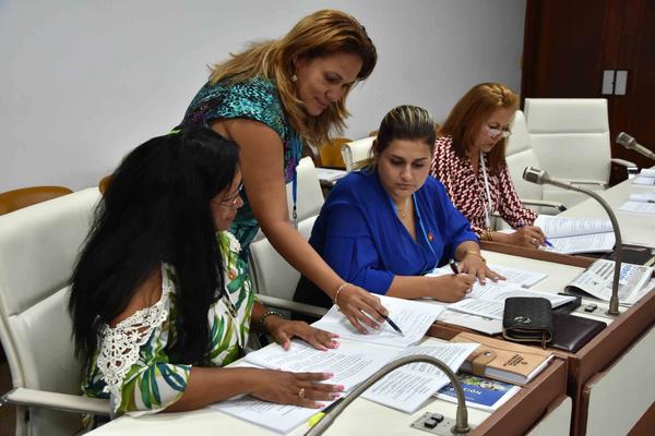 Diputados estudian Anteproyecto Diputados estudian Anteproyecto