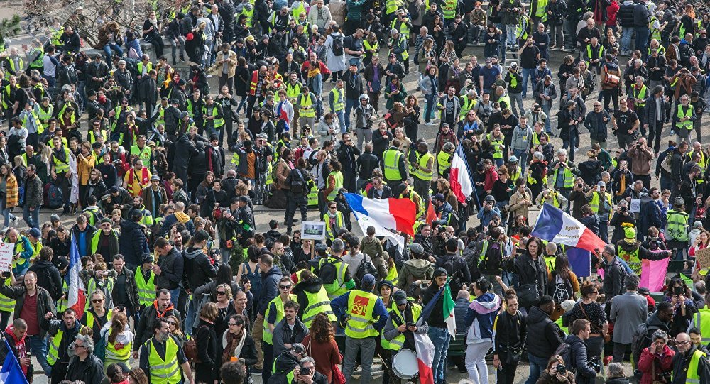 Chalecos amarillos en Primero de Mayo Chalecos amarillos en Primero de Mayo