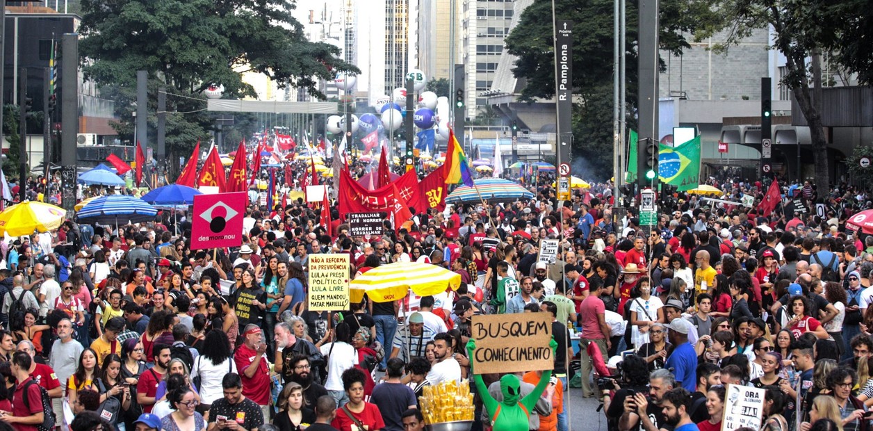 Huelga en Brasil contra Bolsonaro Huelga en Brasil contra Bolsonaro