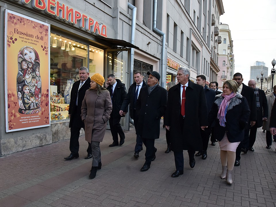 Visita de Díaz-Canel Bermudez Visita de Díaz-Canel Bermudez