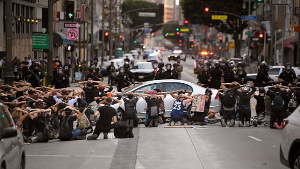 Protestas en la calles-Los Angeles
