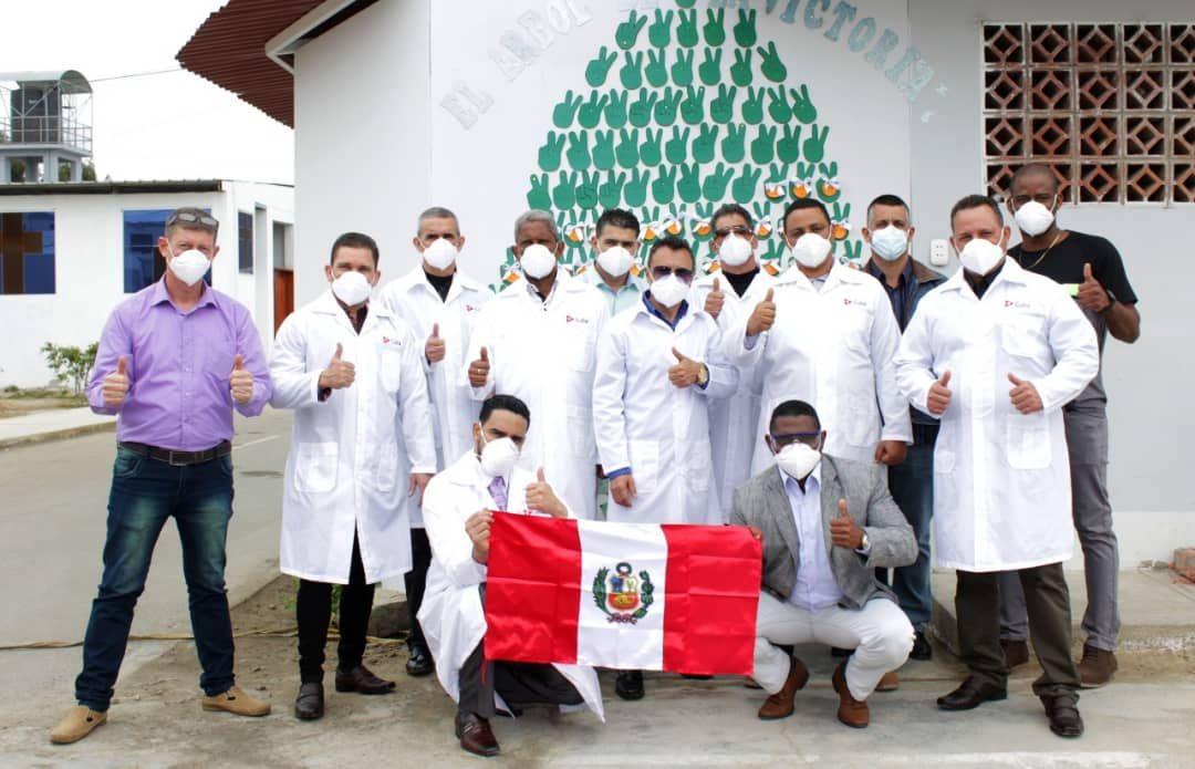 Despedida medicos cubanos en Perú 1