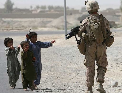 Niños afganos-Soldados-USA