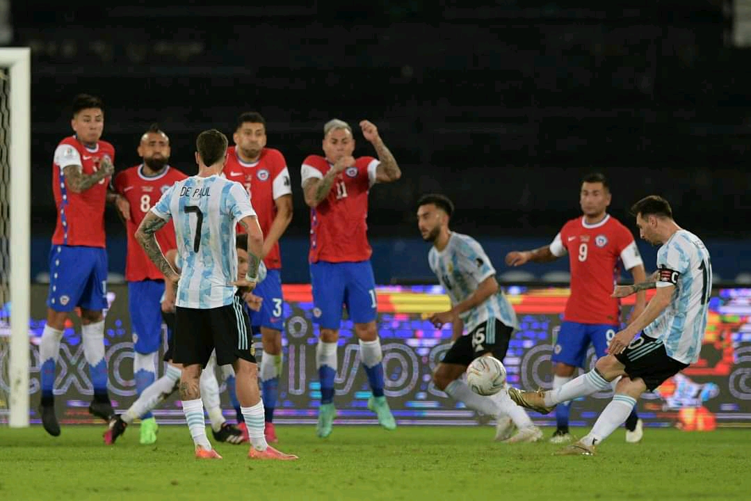 Argentina y Chile Copa América - Tiro libre de Lionel Messi