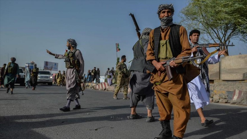 Talibanes-patrullan Kabul