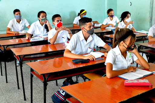 Clases-curso escolar-Cuba-secundaria Clases-curso escolar-Cuba-secundaria