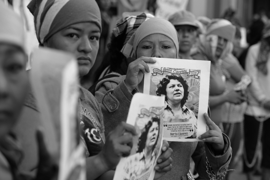 Homenaje a Cáceres Homenaje a Cáceres