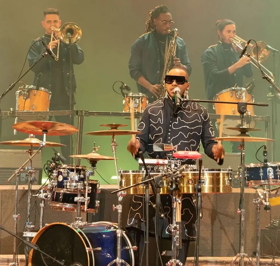 Más con menos Más con menos