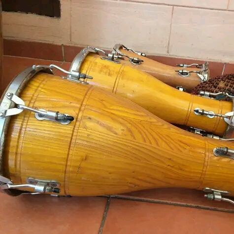 Muñequitos de Matanzas-Tambores Muñequitos de Matanzas-Tambores