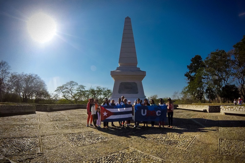 Tributo a José Martí - Holguín