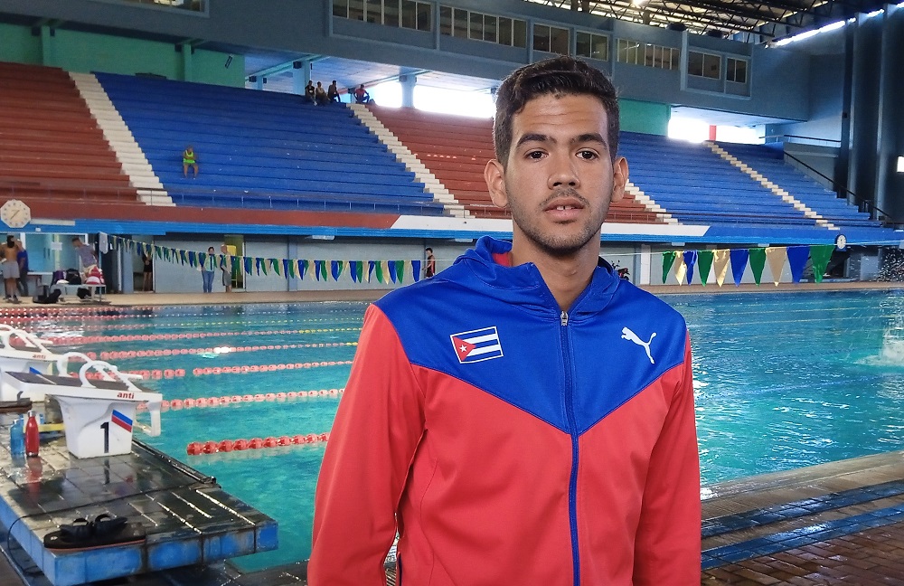 Espaldista Fermín Rodríguez, natación cubana Espaldista Fermín Rodríguez, natación cubana