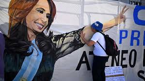 Anuncio de Cristina Fernández 