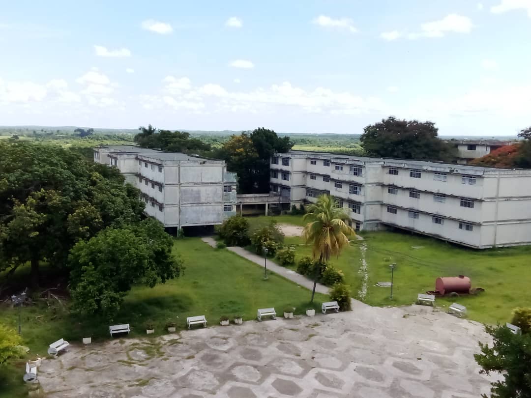 IPVCE Ernesto Guevara de Santa Clara IPVCE Ernesto Guevara de Santa Clara