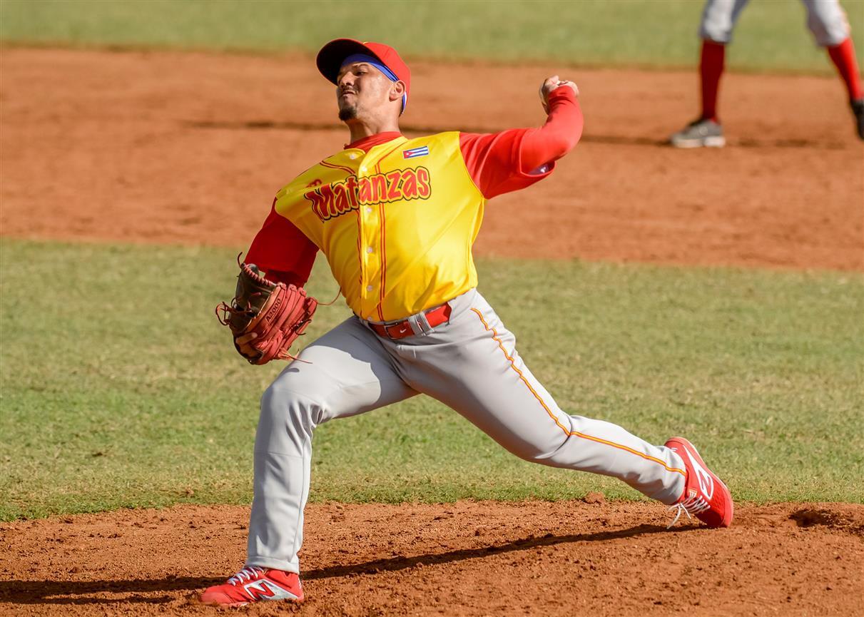 Naykel Cruz remató a Artemisa con lechada. Naykel Cruz remató a Artemisa con lechada.