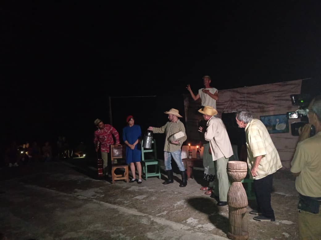 Brigada de arte en Escambray 2 Brigada de arte en Escambray 2