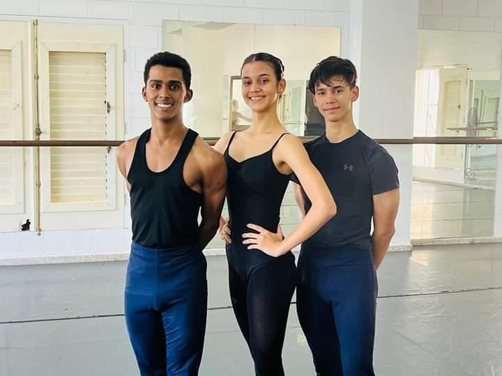 Bailarines Cubanos Bailarines Cubanos