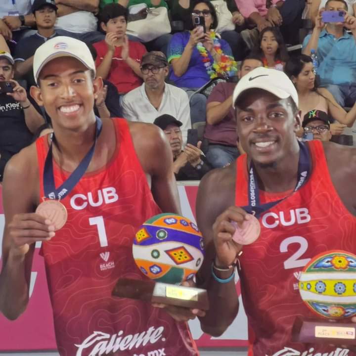 diaz-alayo diaz-alayo