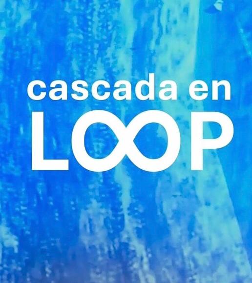 Cascada irreal y el ejercicio de cruzar las aguas Cascada irreal y el ejercicio de cruzar las aguas